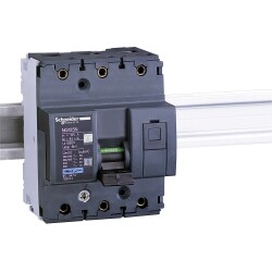 18642 - NG125N 3P 100A C - Schneider Electric
